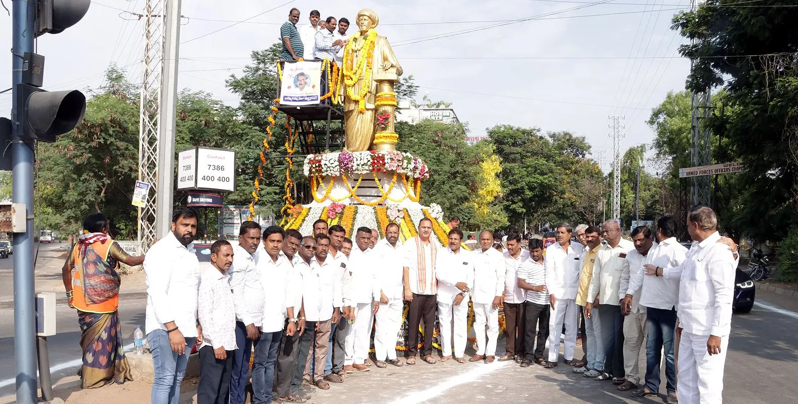 ff7481df-2272-493d-9f8b-e0ec7dc84496