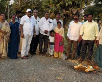 సిసి రోడ్డు నిర్మాణ పనులు ప్రారంభం