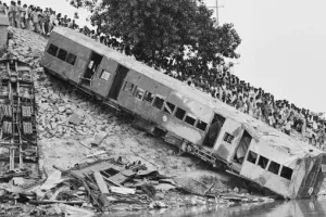 Biggest train accident I మన దేశంలో జరిగిన అతిపెద్ద రైలు ప్రమాదం ఏంటో తెలుసా?