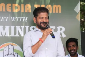 నాయకులు ఎన్ని ప్రసంగాలు చేసినా సరే అది ప్రజలకు చేరాలంటే కేవలం మీ సోషల్ మీడియా ద్వారానే అది సాధ్యం.