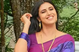 Movie : పడక గదిలోకి వెళ్లందే ఆఫర్లు రావు.. టాప్ సింగర్‌పై మండిపడ్డ నటి కస్తూరి