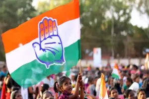 రాయ్‌బరేలీ, అమేథీ స్థానాలకు కాంగ్రెస్ అభ్యర్థులు