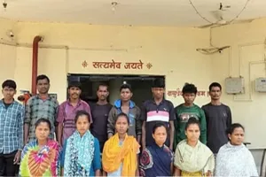 బీజపూర్ జిల్లాలో14మంది నక్సల్స్ అరెస్ట్