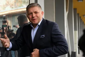Slovakia : స్లోవేకియా ప్రధాని ఫిట్జోపై కాల్పులు, అసలేం జరిగిందంటే..